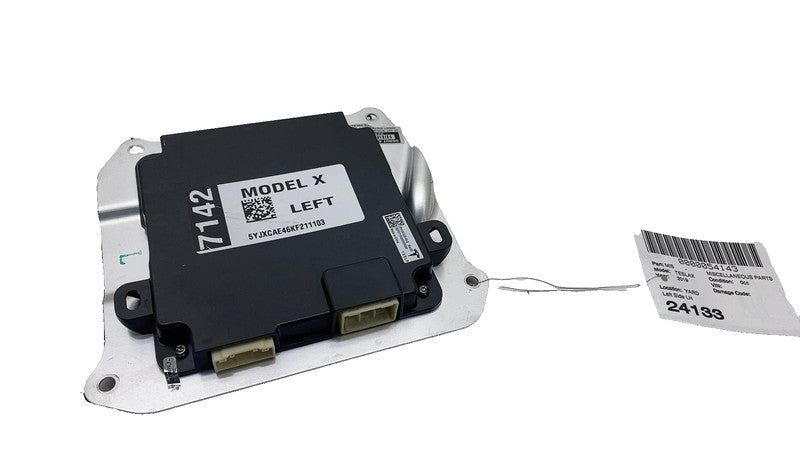 2016-2020 Tesla Model X Front Driver Side Door Controller Control Modu