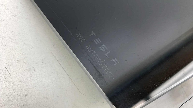 104135700C ⭕ 2016-2025 Tesla Model X Rear Side Exterior Door Glass Pillar Left 1041357-00-C