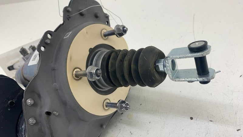 ⭕ 2017-2023 Model 3 Power Brake Booster Master Cylinder & Reservoir 10