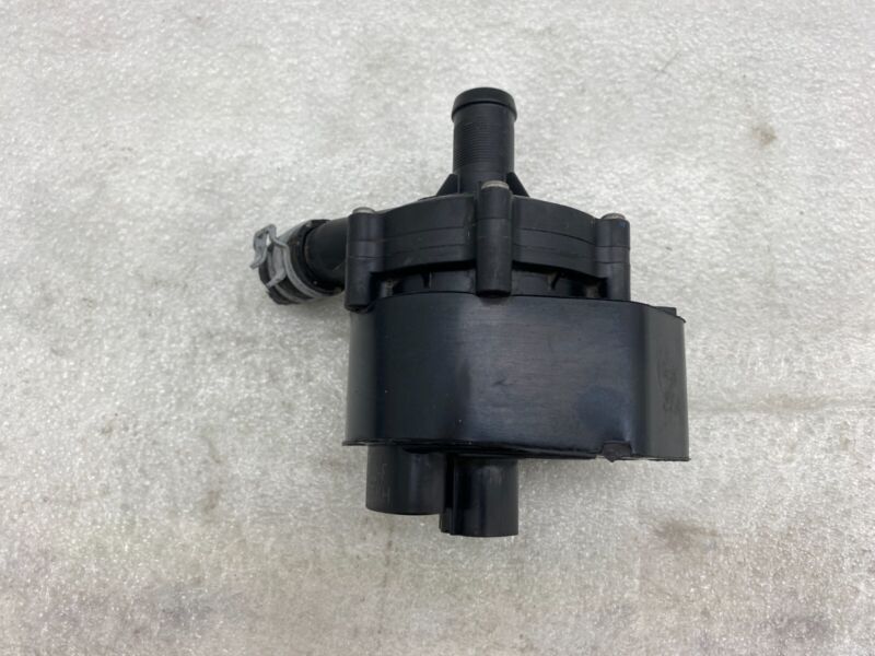103534800F 2016-2020 Tesla Model S X Cooling System Auxiliary Water Coolant Pump FWD Assy