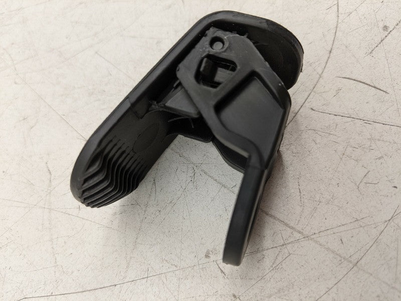 111600300C ⭕ 2017-2023 Tesla Model 3 Right Frunk Luggage Clip Bolt Tab Cover 1116003-00-C