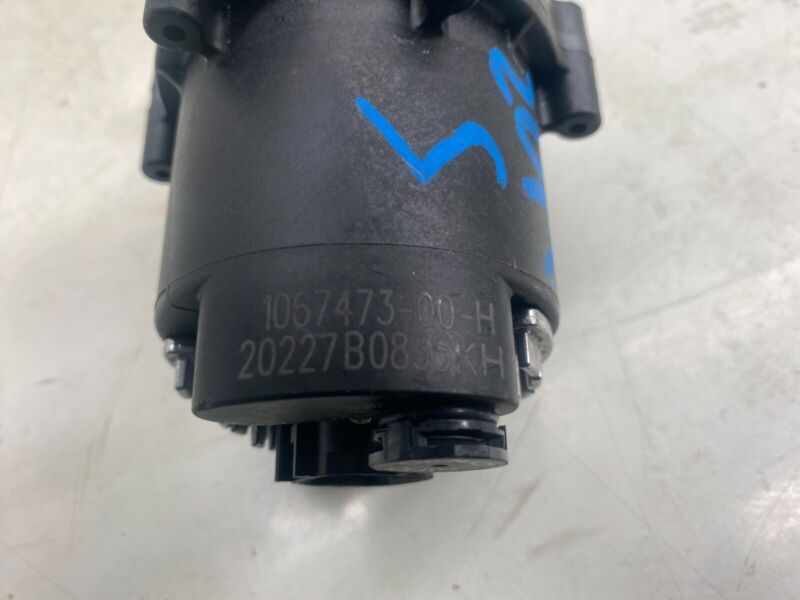 2012-2020 Tesla Model S MS Auxiliary Water Coolant Pump Assembly 1067473-00-H