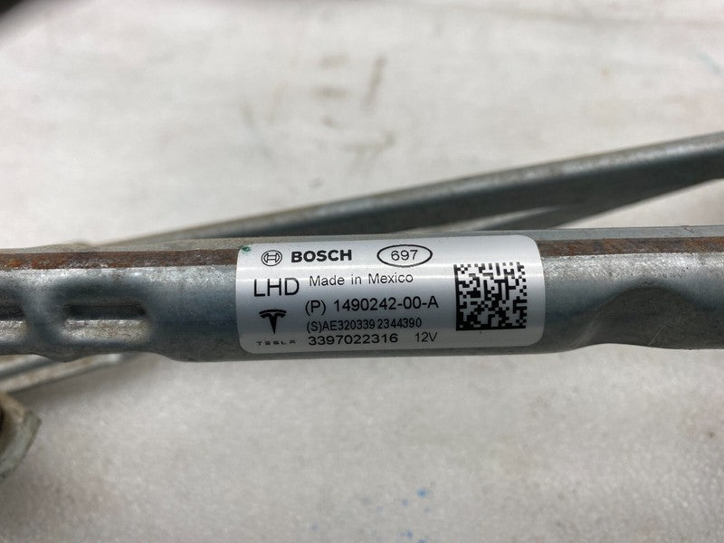 ⭕ 2020-2024 Model Y Front Windshield Wiper Linkage Motor & Module 1490