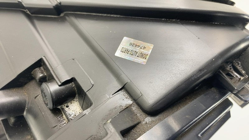 7P5 941 032 AN 2011-2014 Porsche Cayenne S Passenger Side Headlight Xenon HID Head Lamp Right