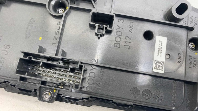 183462910D ⭕24-25 Model 3 Front Right Frunk Low Voltage Body Controller Module 1834629-10-D