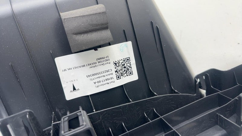 181661700A ⭕ 2020-2024 Tesla Model Y Passenger Side Trunk Rucket Bracket Right 1816617-00-A