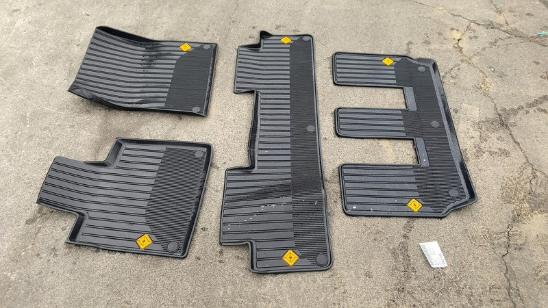 PT00818683-A ⭕ 22-25 Rivian R1S Front & Rear Floor All Weather Carpet Cover Mat PT00818683-A