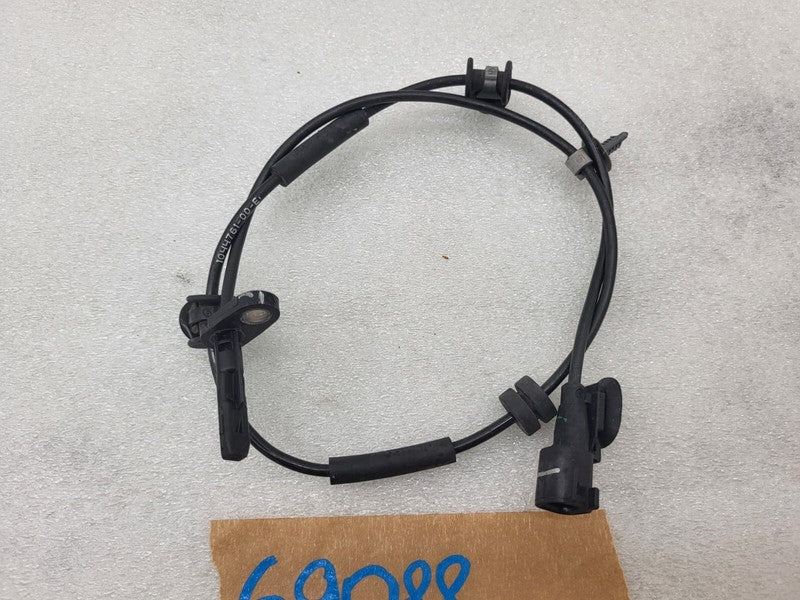 104476100E ⭕17-24 Model 3 Front Left or Right Anti-Lock ABS Wheel Speed Sensor 1044761-00-E