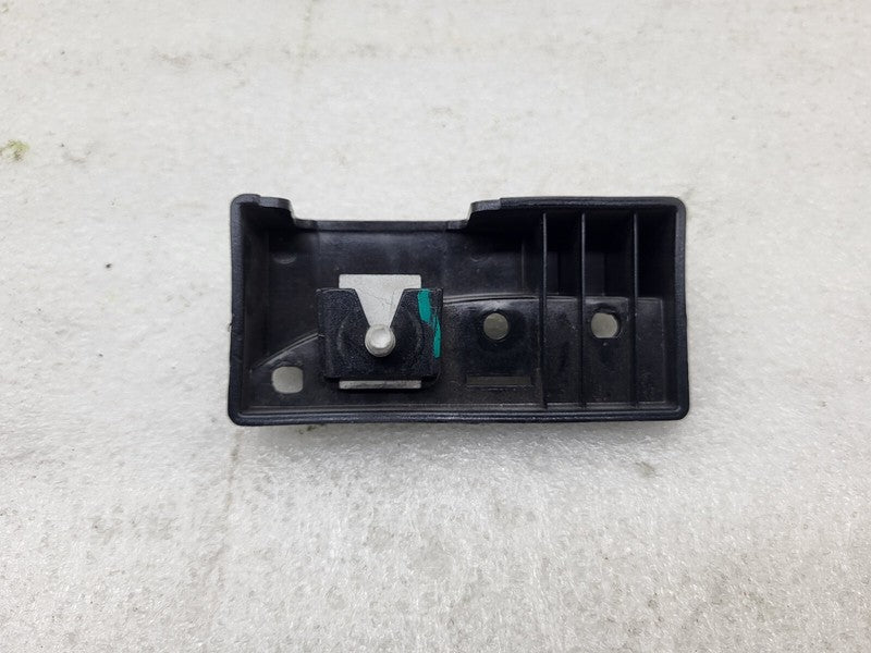 100309200B ⭕ 12-15 Model S Rear Driver Side Bumper Guide Support Bracket Left 1003092-00-B