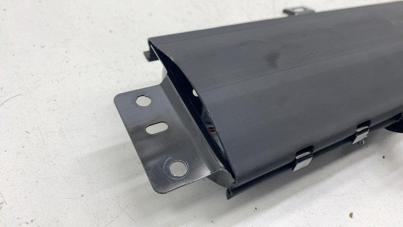 PT00000829J ⭕ 2022-2025 Rivian R1S Front Left or Right Lower Dash Knee Airbag PT00000829-J