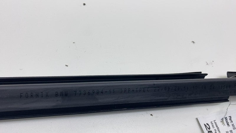⭕2021 BMW 530e G30 Rear Passenger Side Door Window Inner Weatherstrip
