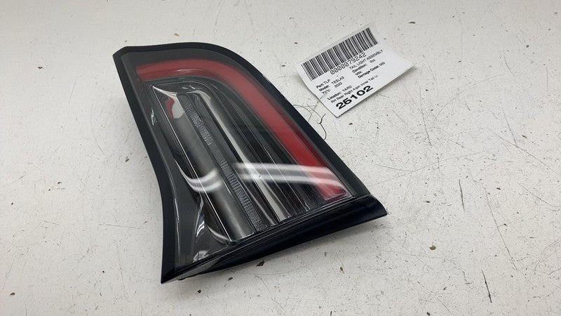 ⭕ 2017-2023 Model 3 Rear Right Inner Taillight LED Tail Lamp 4-Pin 150