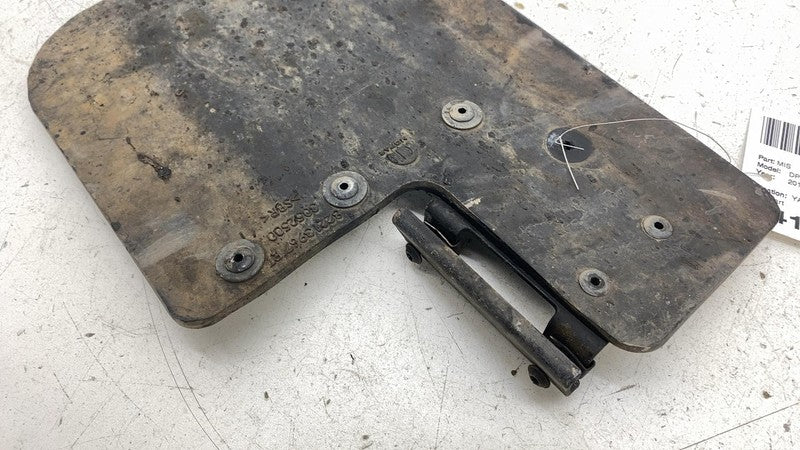 82213967AB ⭕ 14-23 RAM ProMaster 2500 Front Right Mopar Splash Shield Mud Guard 82213967AB