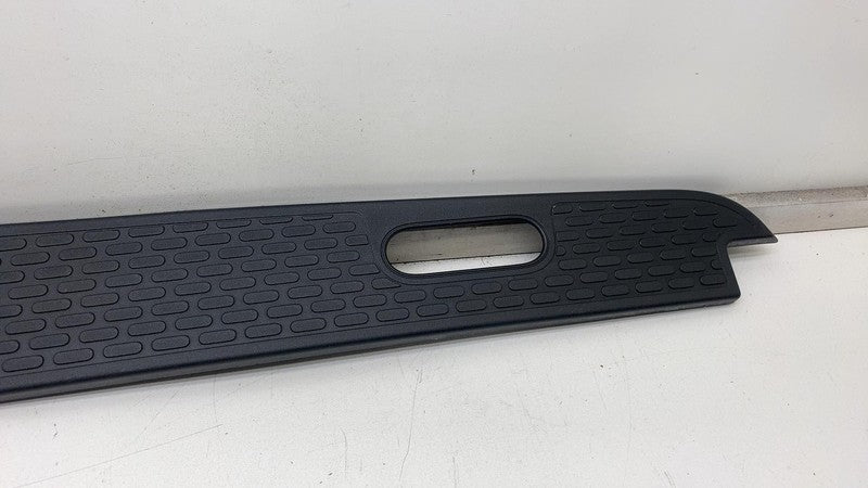 PT00030678 ⭕ 22-24 Rivian R1T Right Trunk Cargo Pick Up Box Upper Molding Panel PT00030678