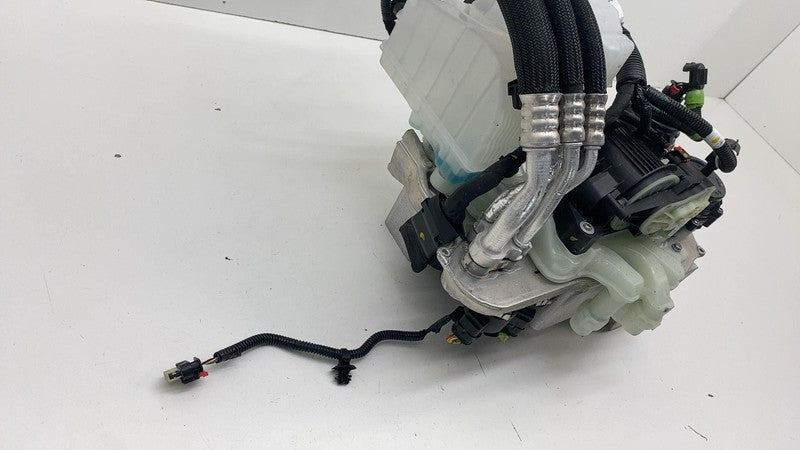 1523000A1E ⭕ 2020-2023 Tesla Model Y Supermanifold Refrigerant Chiller w/ Coolant Reservoir