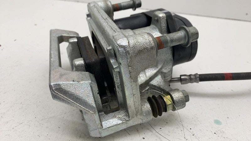 ⭕ 2022-2024 Hyundai Ioniq 5 Rear Driver Side Brake Caliper w/ Actuator Left OEM