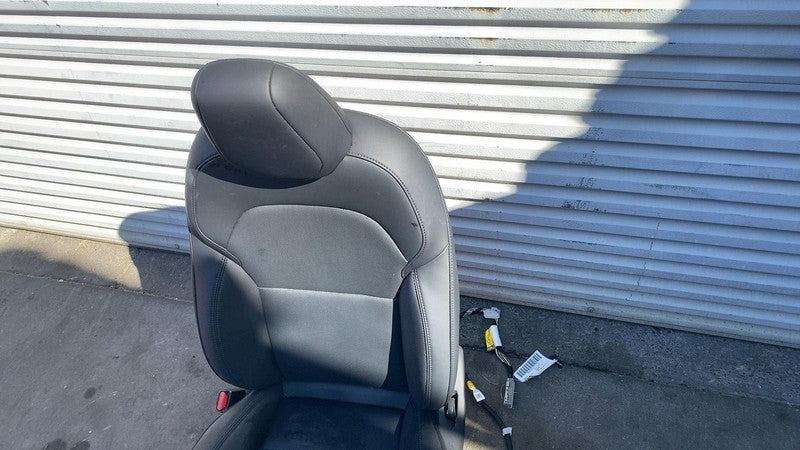 ⭕ 24-25 Model 3 Front Driver Seat w/ Rail Track & Control Switch + Buckle Left