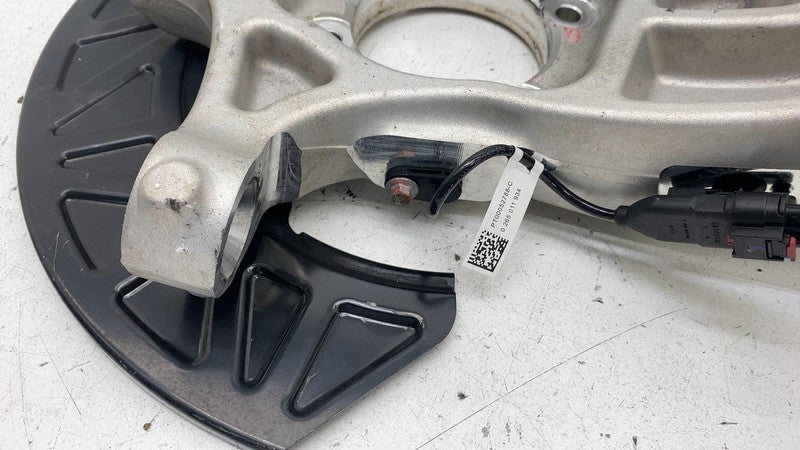 ⭕ 2022-2024 Rivian R1T Front Left Driver Side Spindle Knuckle LH OEM P