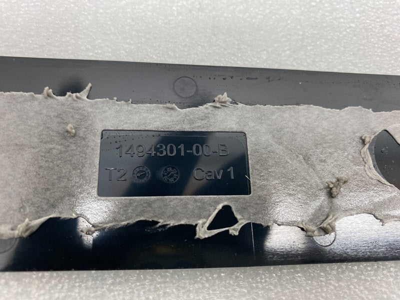 1494301 00 B ⭕ 2020-2023 Tesla Model Y Front Door Sill Plate Scuff Molding Cover 1494301-00-B