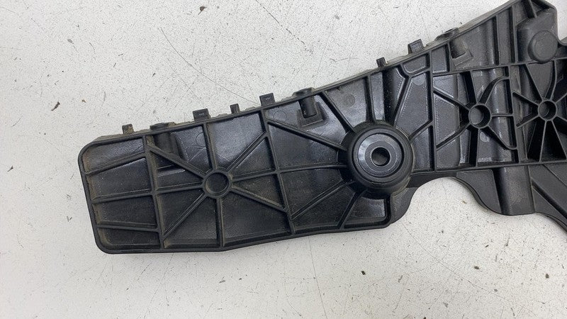 4KE807454 ⭕2019-2023 Audi e-Tron Rear Side Bumper Guide Bracket Support Right RH 4KE807454