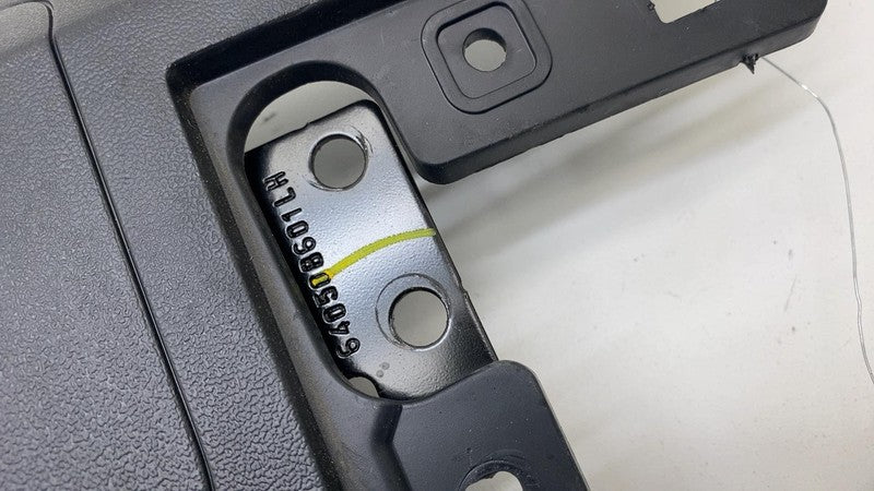 114375300A ⭕ 2017-2023 Tesla Model 3 Y Right Lower Knee Safety Airbag Module 1077826-00-D