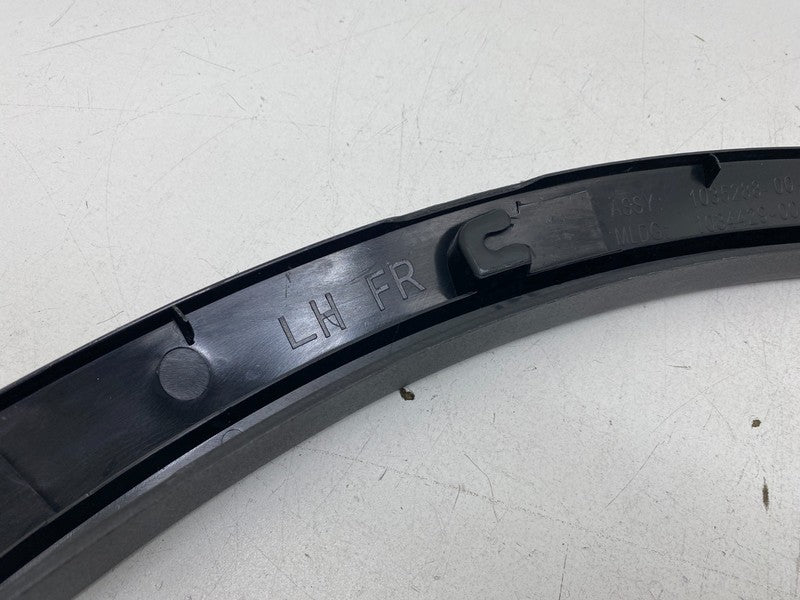 ⭕ 2016-2020 Tesla Model X Front Left Fender Flare Garnish Molding 1035