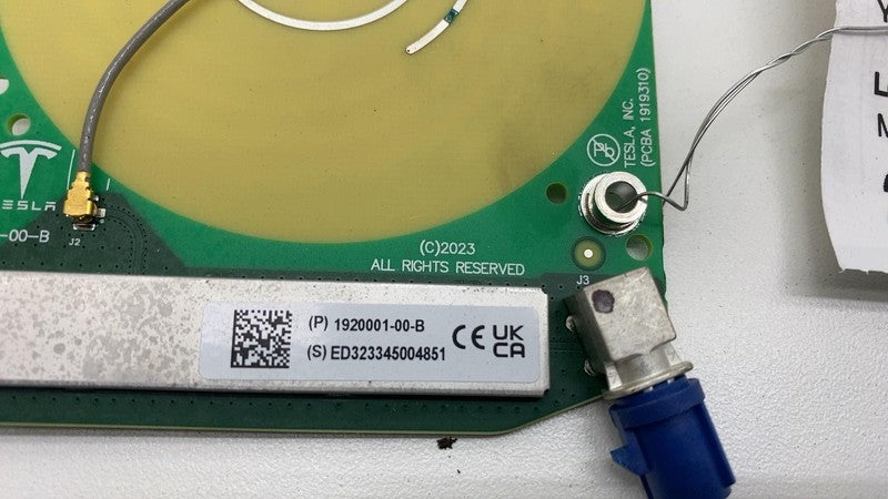 192000100B 2024 2025 Tesla Cybertruck Cyberbeast Antenna GPS GNSS Rain Sensor Module Unit