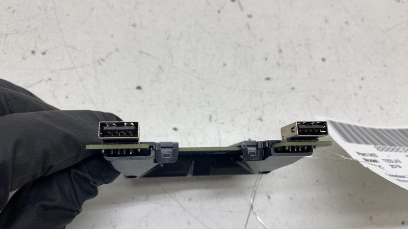 ⭕ 17-23 Tesla Model 3 Rear Generic USB/AUX Control Unit Hub Module 112