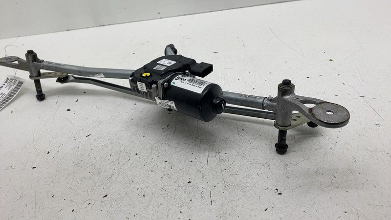 ⭕ 17-20 BMW 540i Front Windshield Wiper Motor & Transmission Linkage