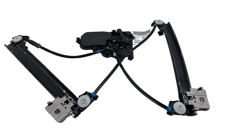 ⭕17-23 Model 3 Front Right Window Regulator Motor w/ Closeout Panel 10