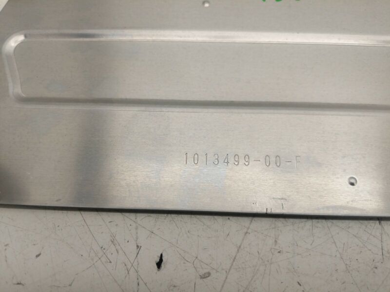 1013499 00 F 2012-2020 Tesla Model S Passenger Side Footwell Mount Support Bracket Right Assy