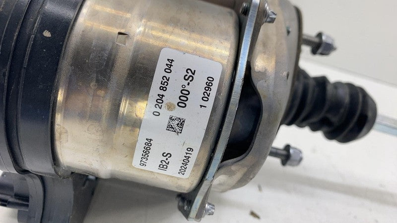PT01073542A ⭕ 2025 Rivian R1S Power Brake Booster Master Cylinder Assembly Unit PT01073542-A