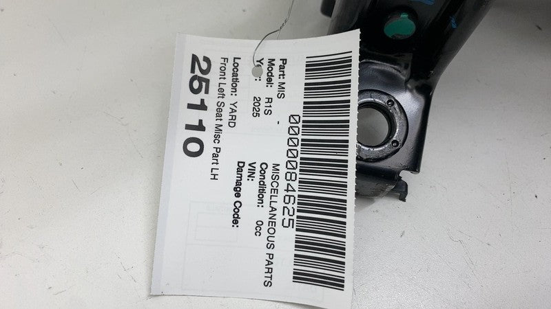 ⭕ 2025 Rivian R1S Front Left Side Seat Lower Cushion w/ Track Frame Assembly LH