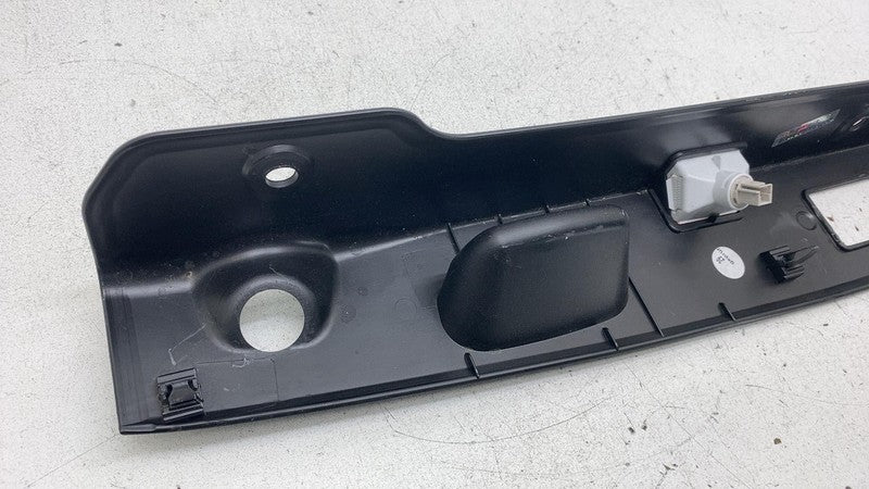 A 212 750 13 93 ⭕ 10-16 Mercedes W212 E400 E350 E550 Sedan Rear Trunk Tailgate Trim A2127501393