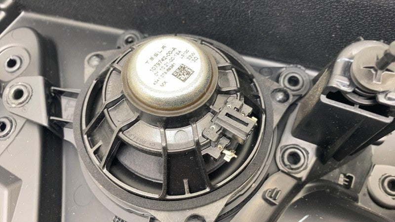 1608618-00-A ⭕21-23 Tesla Model 3 Rear Passenger Side Door Panel Trim Card Right 1608618-00-A