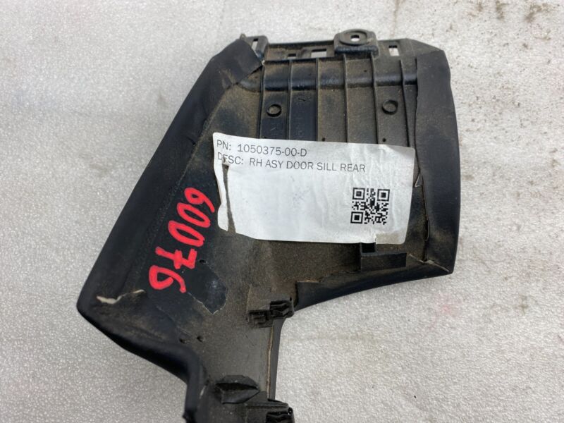 1050375 00 D ⭕16-20 Tesla Model X Rear Passenger Side Door Sill Trim Cover Right 1050375-00-D