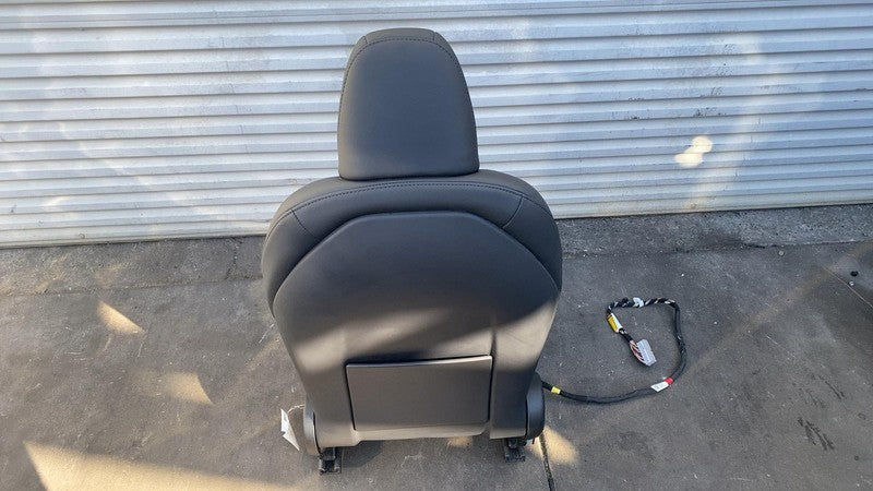 ⭕ 24-25 Tesla Model 3 Front Passenger Side 1st Row Seat Perforated Black Right