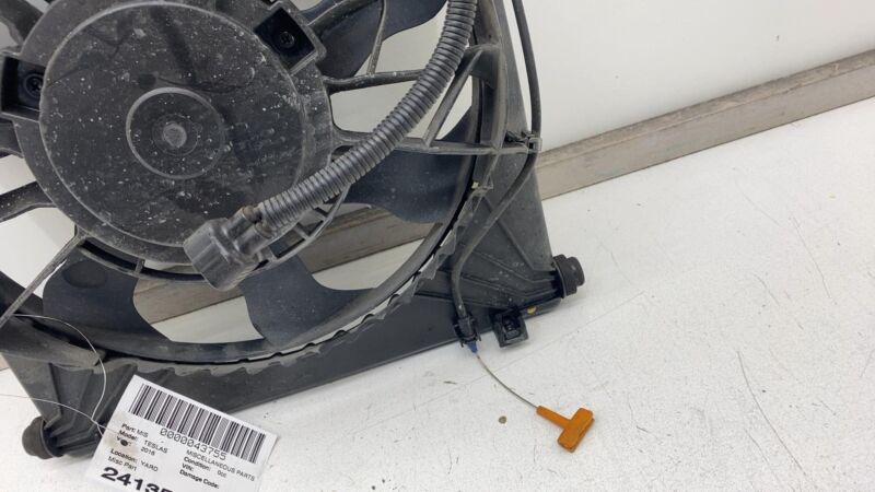 600735200F 2012-2020 Tesla Model S MS Left Fan Shroud Gas Cooling Condenser Fan Module Assy