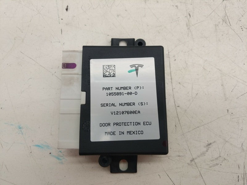 1055891 00 D ⭕16-23 Model X Falcon Door Controller Ultrasonic ECU Control Module 1055891-00-D