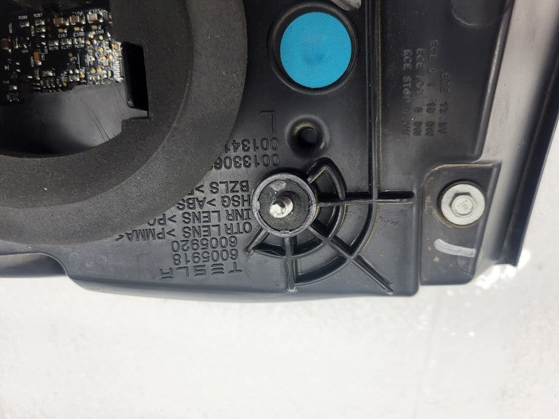 6005920 ⭕ 2012-2022 Tesla Model S Rear Taillight LED Outer Tail Lamp Left 6005918-00