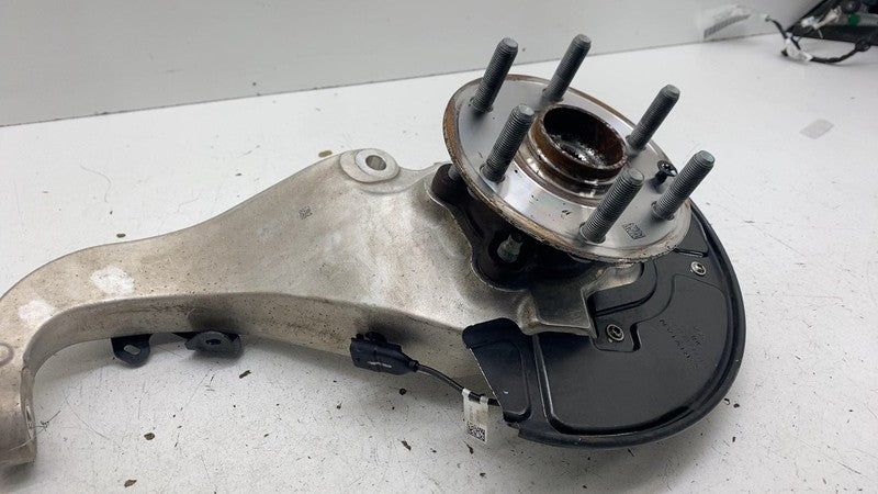 ⭕ 2022 Rivian EDV-700 Amazon Van Front Left Knuckle Wheel Hub FWD PT00