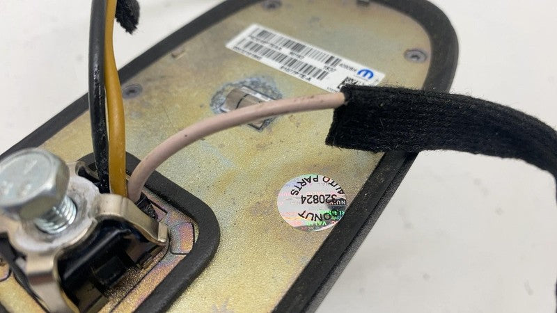 ⭕ 2017-2025 Chrysler Pacifica Rear Upper Roof Shark Fin Antenna OEM 6D