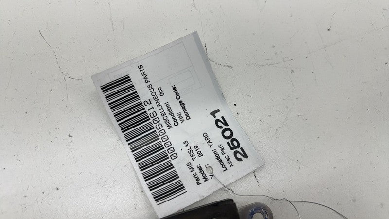 107974900D ⭕ 2017-2023 Tesla Model 3 Harman Becker Radio FM/HD Receiver Module 1079749-00-D