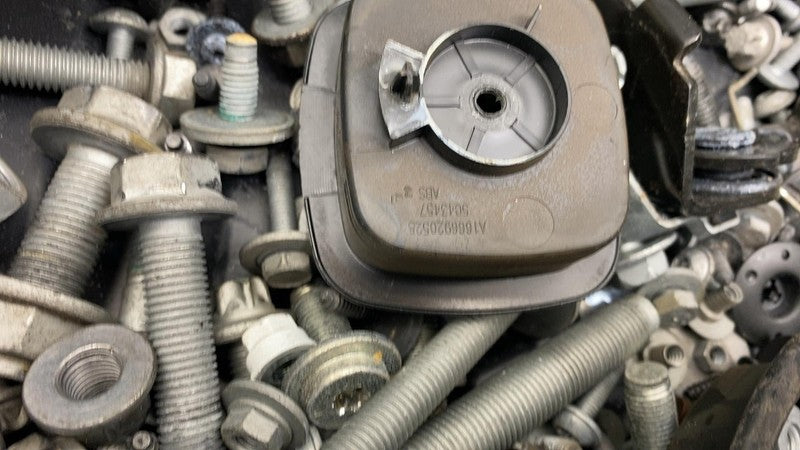 2016 Mercedes-Benz GLE350 Seatbelt Buckle Crossmember Brace w/ SET of