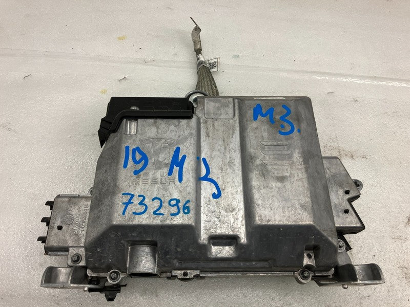 ⭕ 17-20 Tesla Model 3 Front Electrical Control Module System Unit 1112