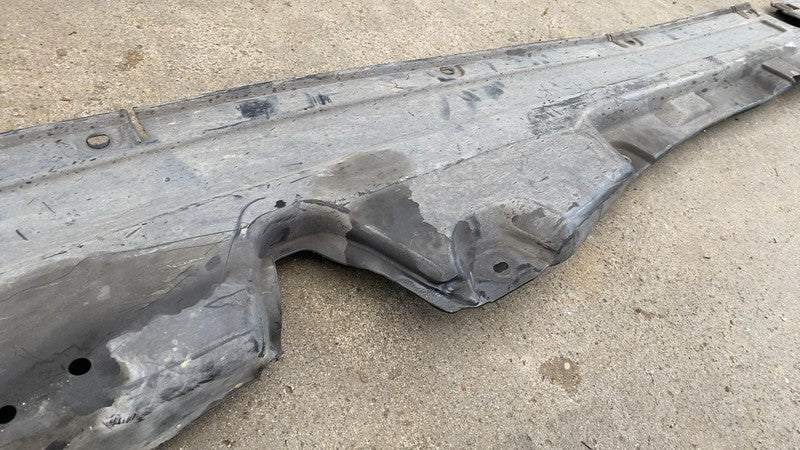 2011-2018 Porsche Cayenne Right Underbody Splash Shield Guard Assembly