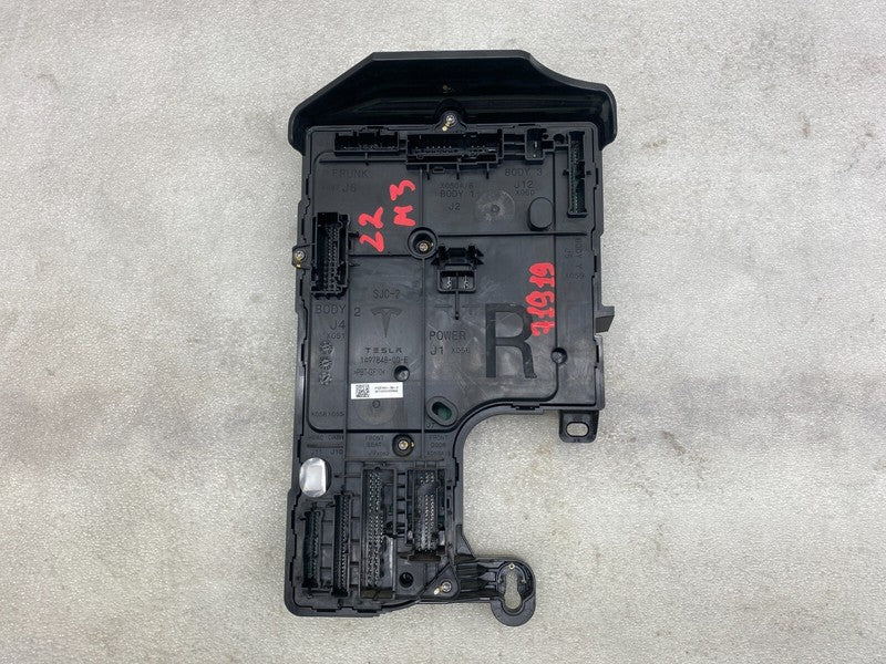 ⭕ 20-23 Tesla Model 3 Right Low Voltage Electronic Control Module 1567