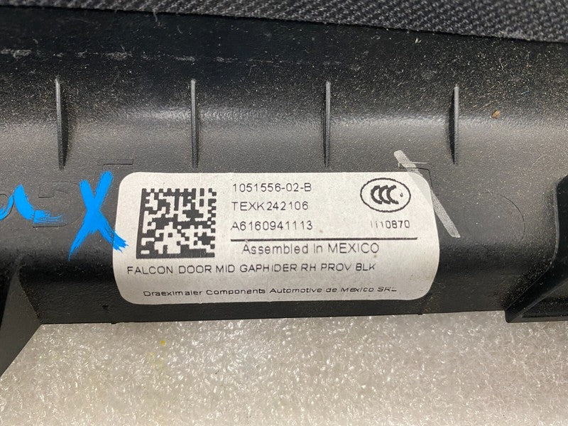 105155602B ⭕16-20 Tesla Model X Passenger Side Falcon Door Mid Gap Hider Right 1051556-02-B