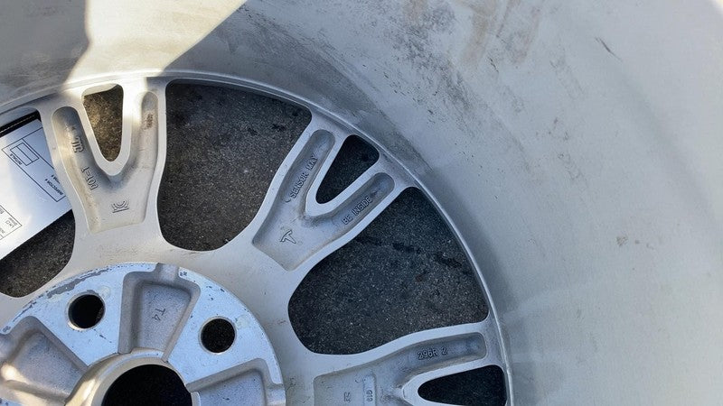 142022200A 2021-2023 Tesla Model S Rear Wheel Rim 19x10.5 +45MM w/ Continental Tire 285/40