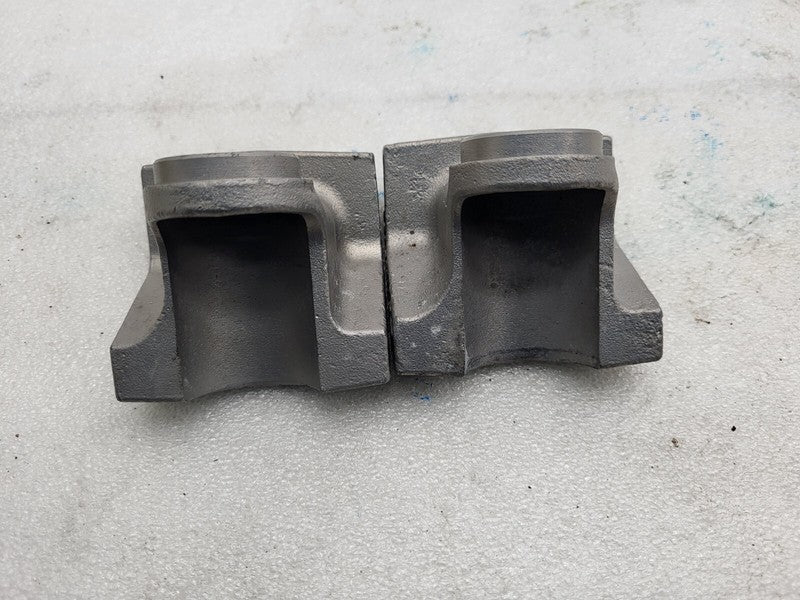 1071998 00 B 16-20 Model X SET of Rear Engine Drive Motor Support Bracket Damper 1071998-00-B